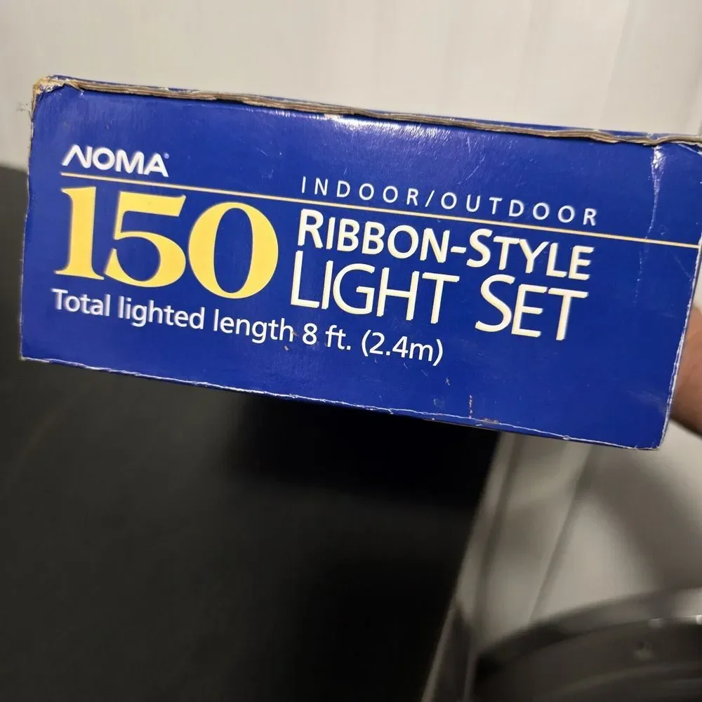NIB Green 150 Light Set‎ Indoor/Outdoor Ribbon Style Tree Lights